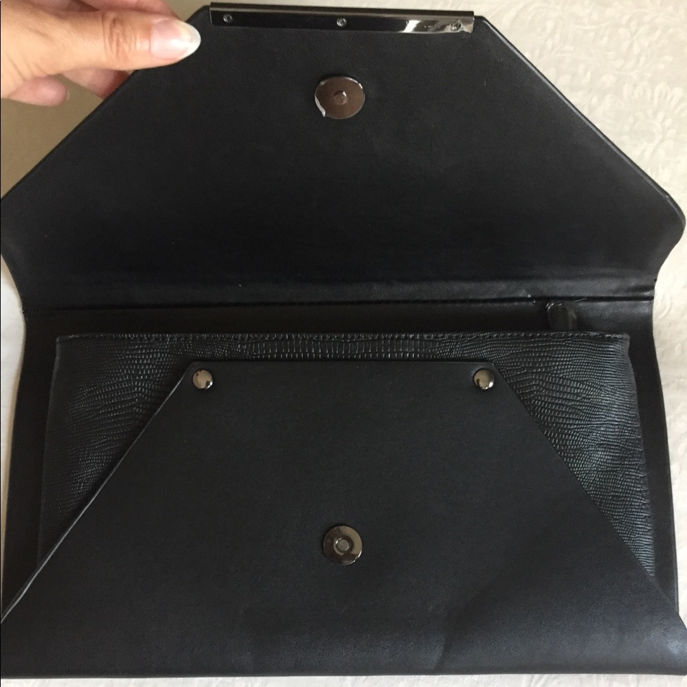 Perfect leathers purse